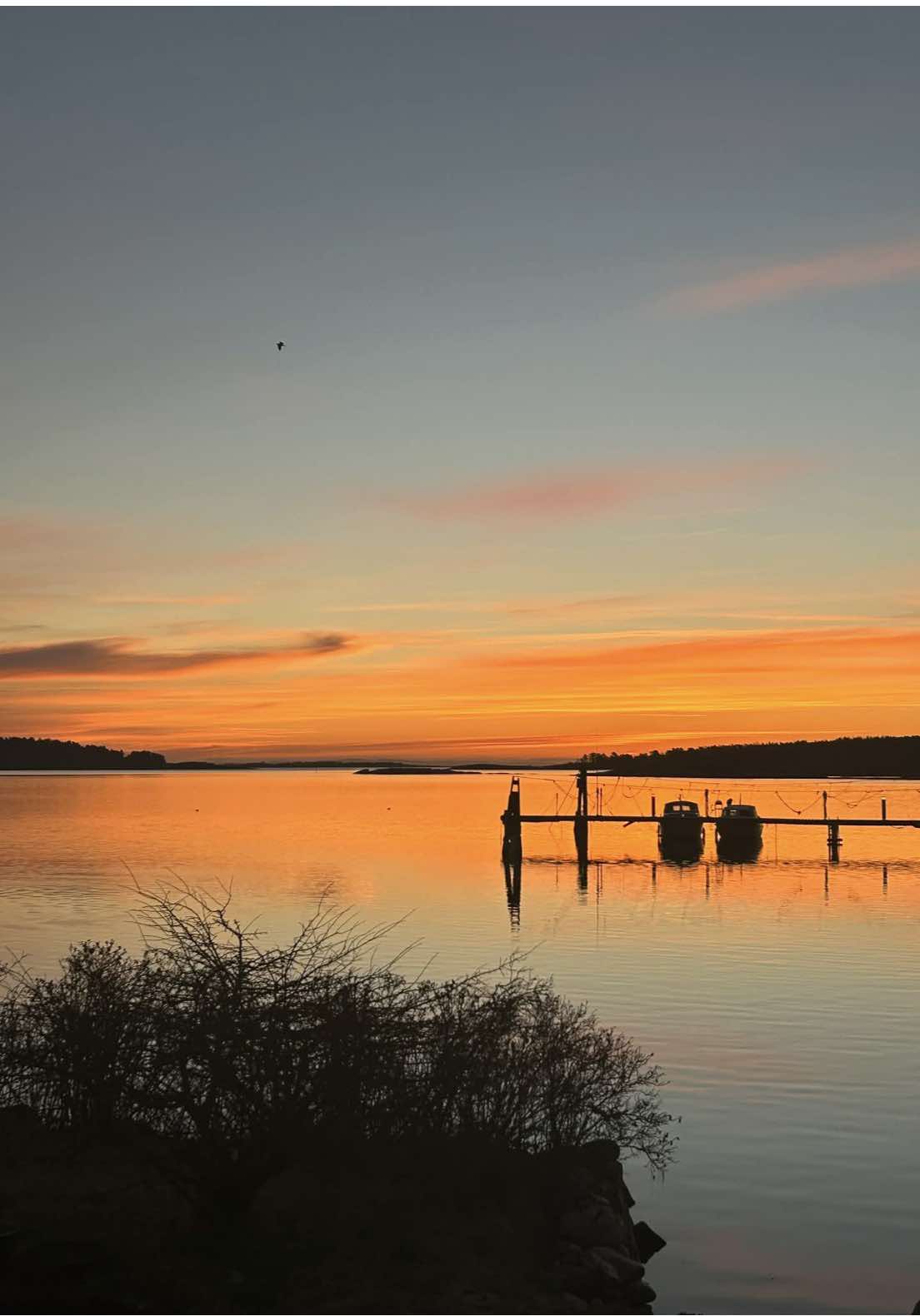 Solnedgang på Grimestad — Helene Brodersen